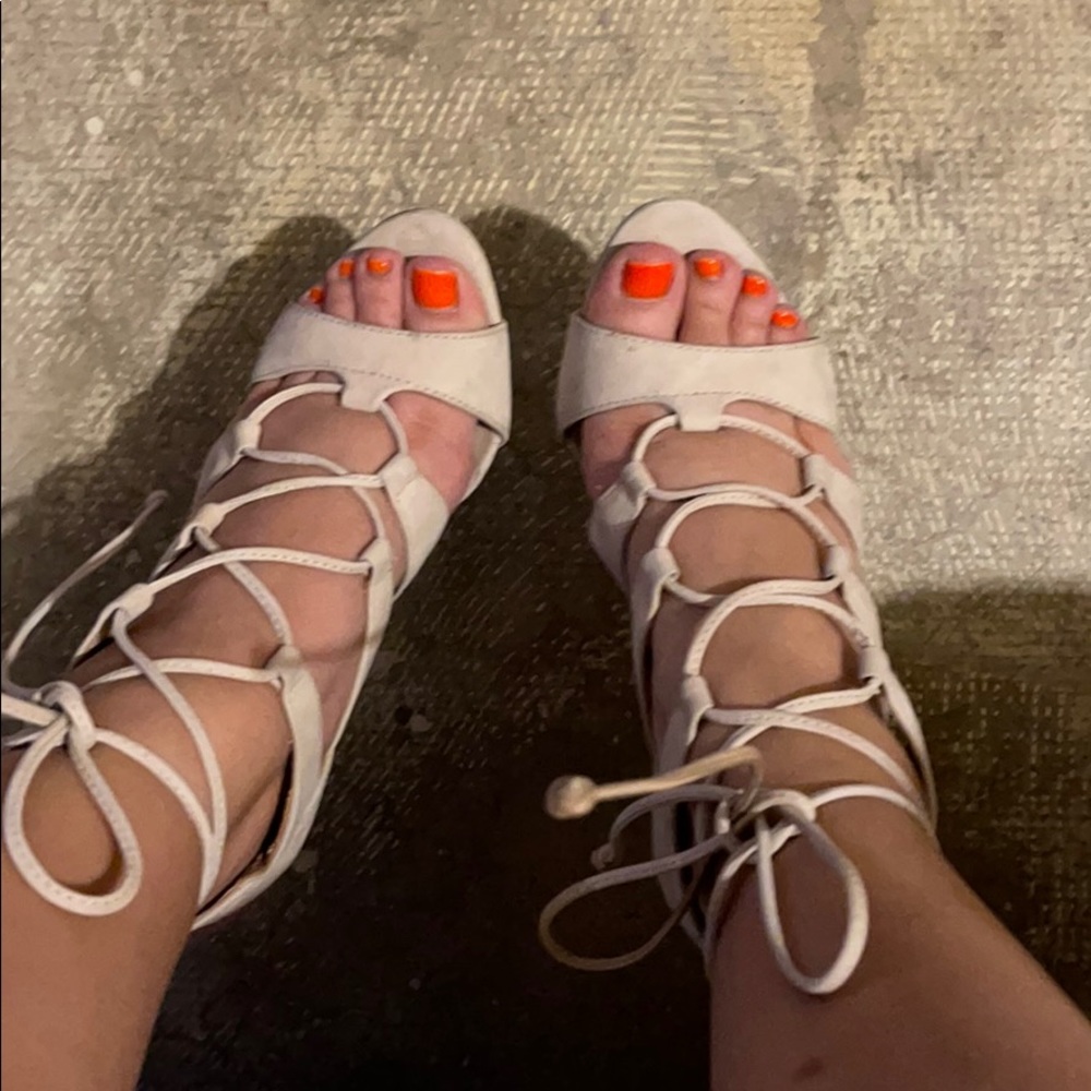 Steve Madden Nude Heels